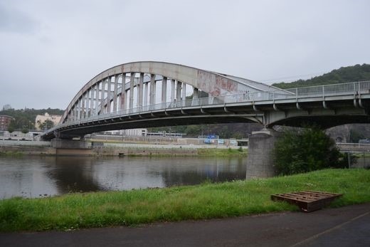 Harmonogram výstavby lávky a rekonstrukce Benešova mostu